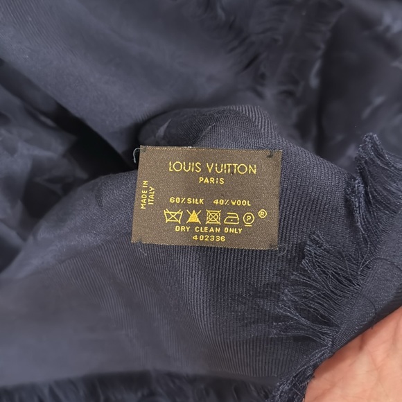 LV navy large scarf - Picture 4 of 4